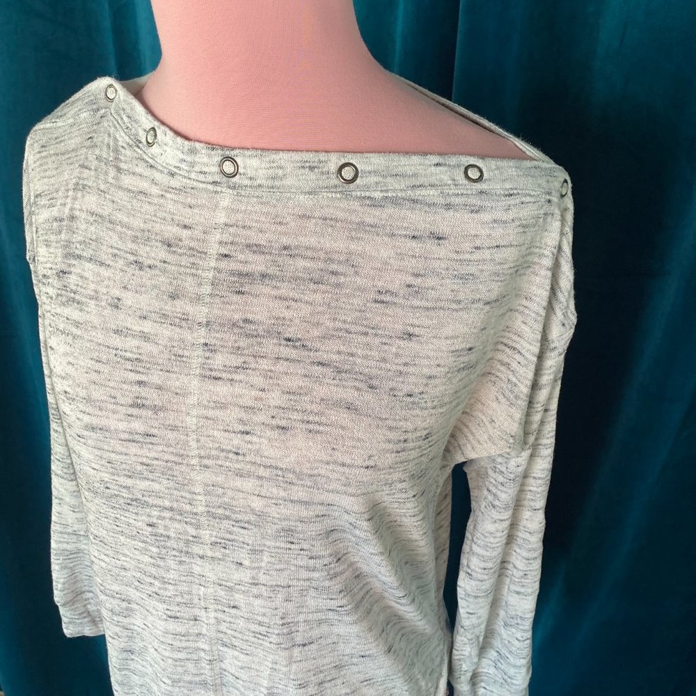 Maurices Space Dye Snap Long Sleeve Top Gray - Picture 5 of 7